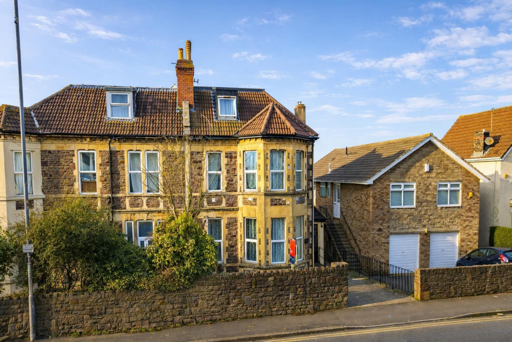 1 bedroom house share for rent