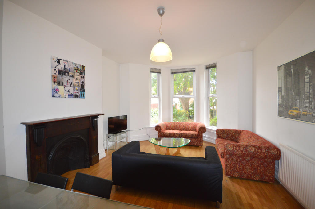 Main image of property: £140pppw - Grosvenor Villas, Jesmond, Newcastle Upon Tyne