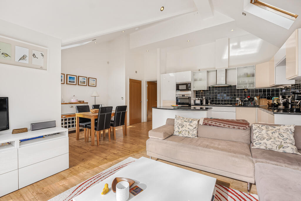 Additional image 11 of Lemsford Road, St Albans, AL1