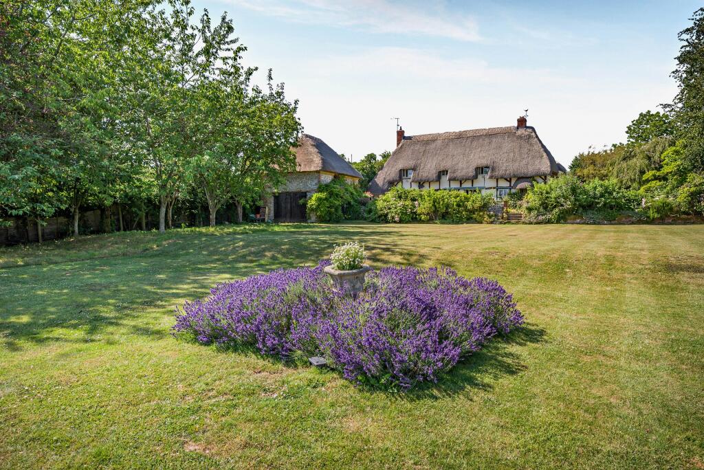 Elmdown, Ramsbury, Marlborough, Wiltshire - View 5