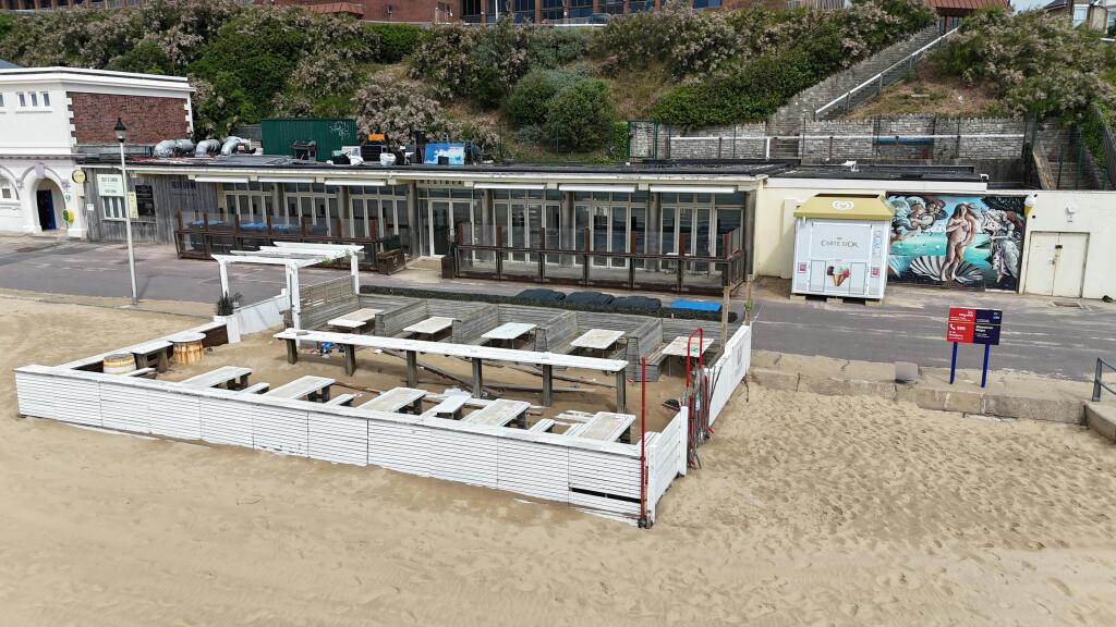 West Beach Bournemouth_ (31).JPG