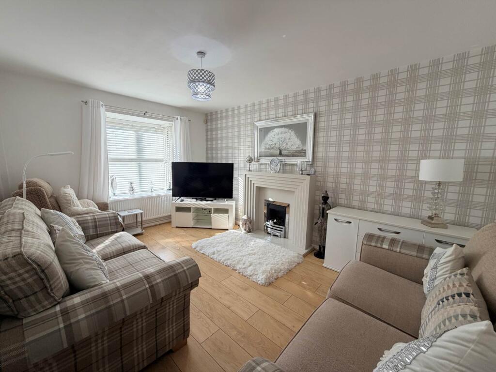 Austin Close, Westvale photo 2
