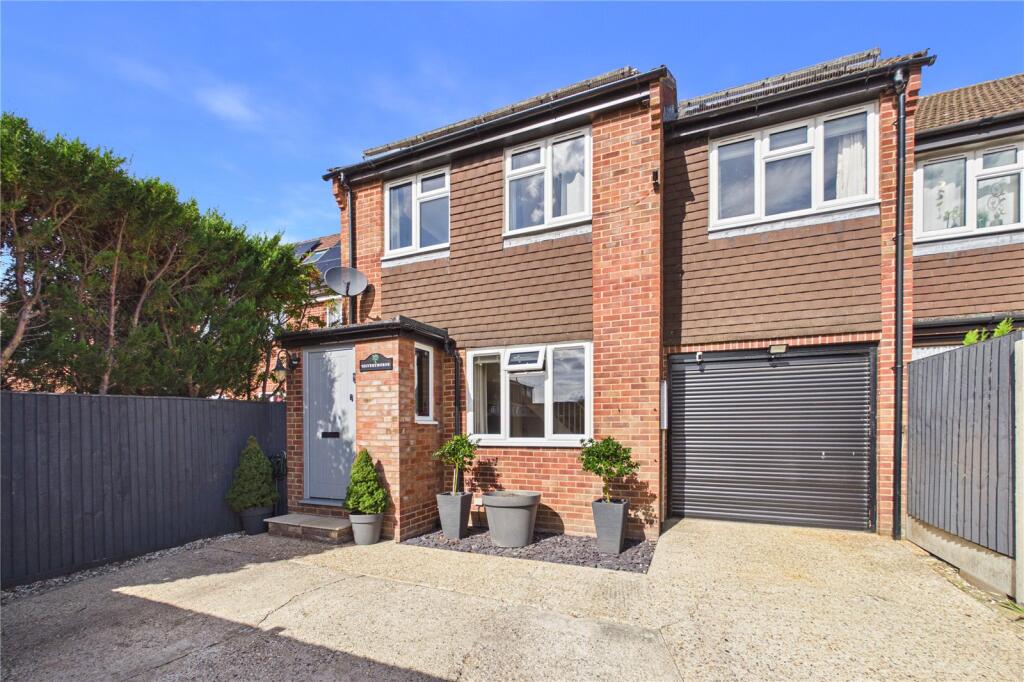 Main image of property: Robertsfield, Thatcham, Berkshire, RG19