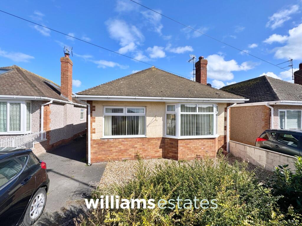 2-bed detached on Franklyn Avenue, Prestatyn, LL19, £175,000