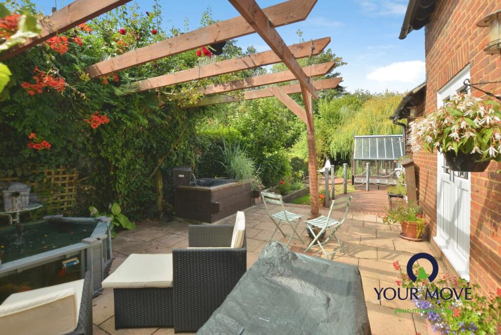 House in Ashford, Kennington - View 4