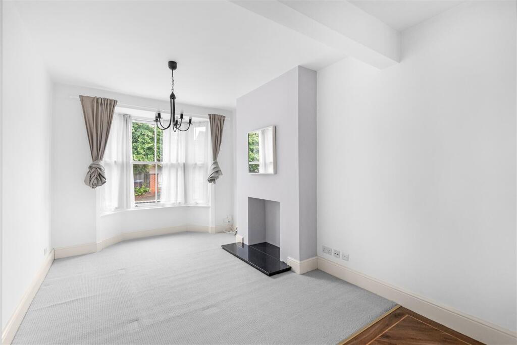 House in Northampton - View 2