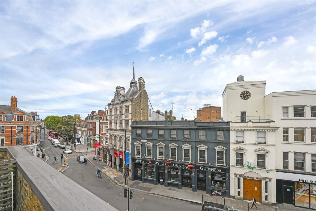 Apartment in London, Walham Green, Fulham - More