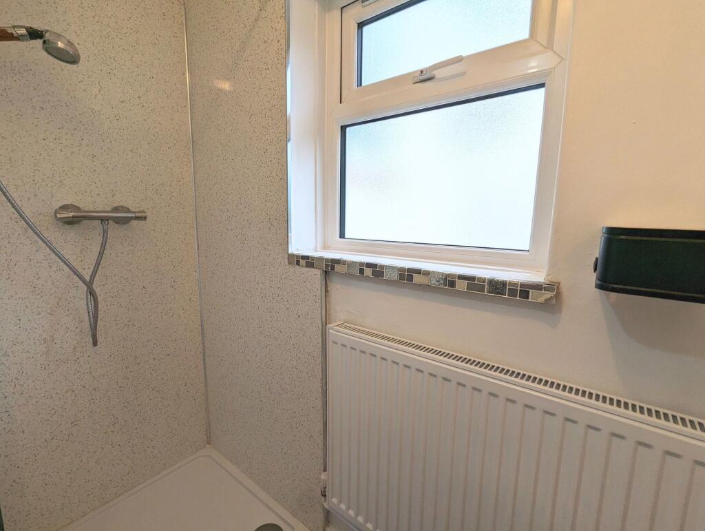 House in Sefton, Liverpool City Region - View 6