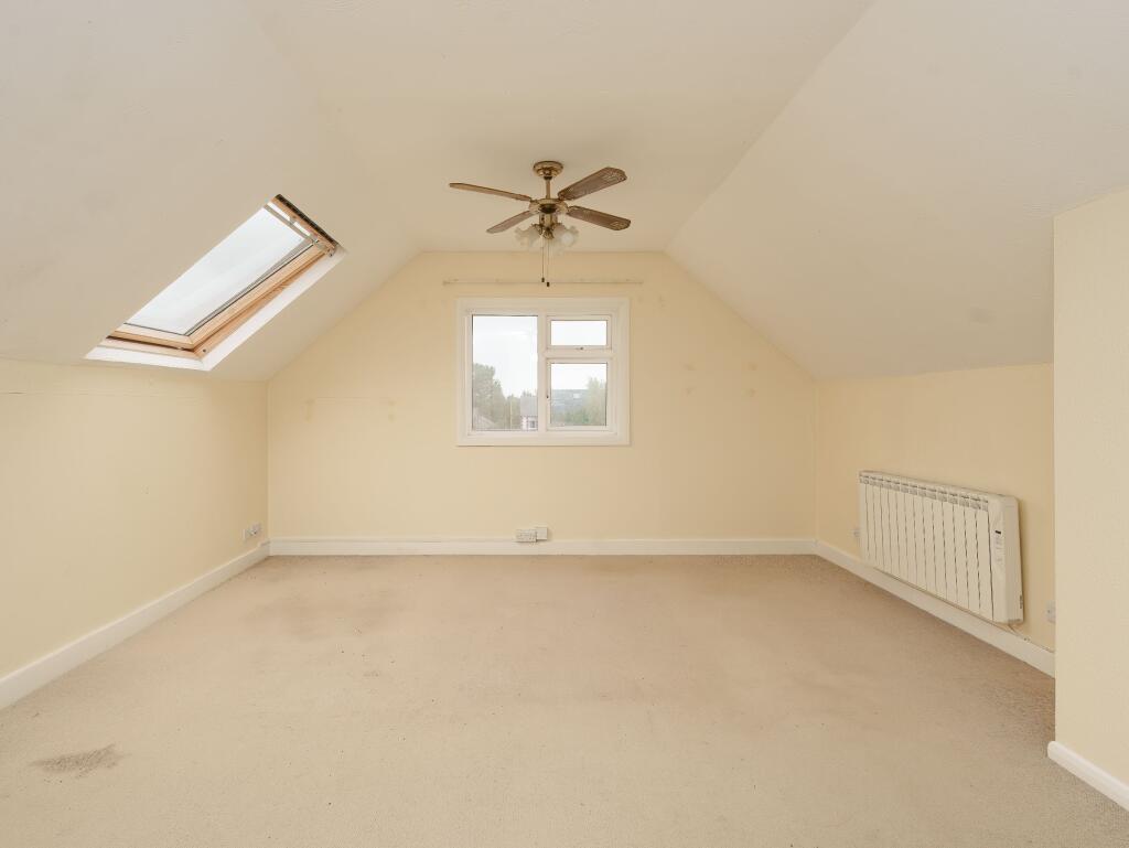 Flat 10, Chalfont, Compton Terrace, Hailsham photo 3