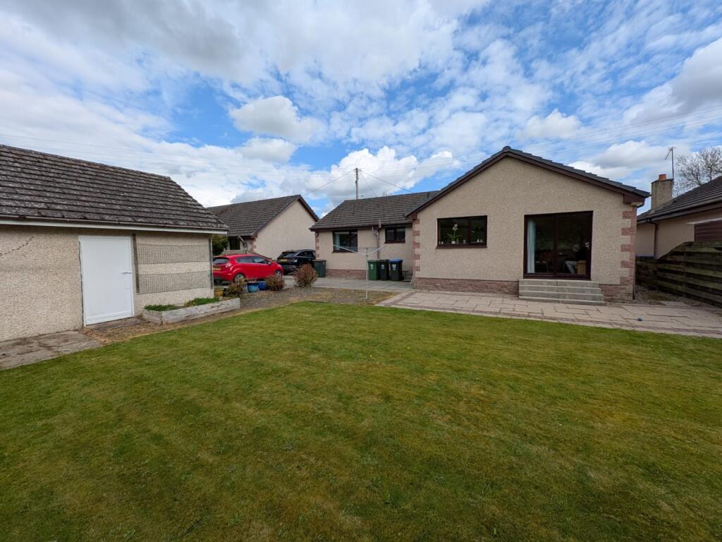 House in Perth - View 4