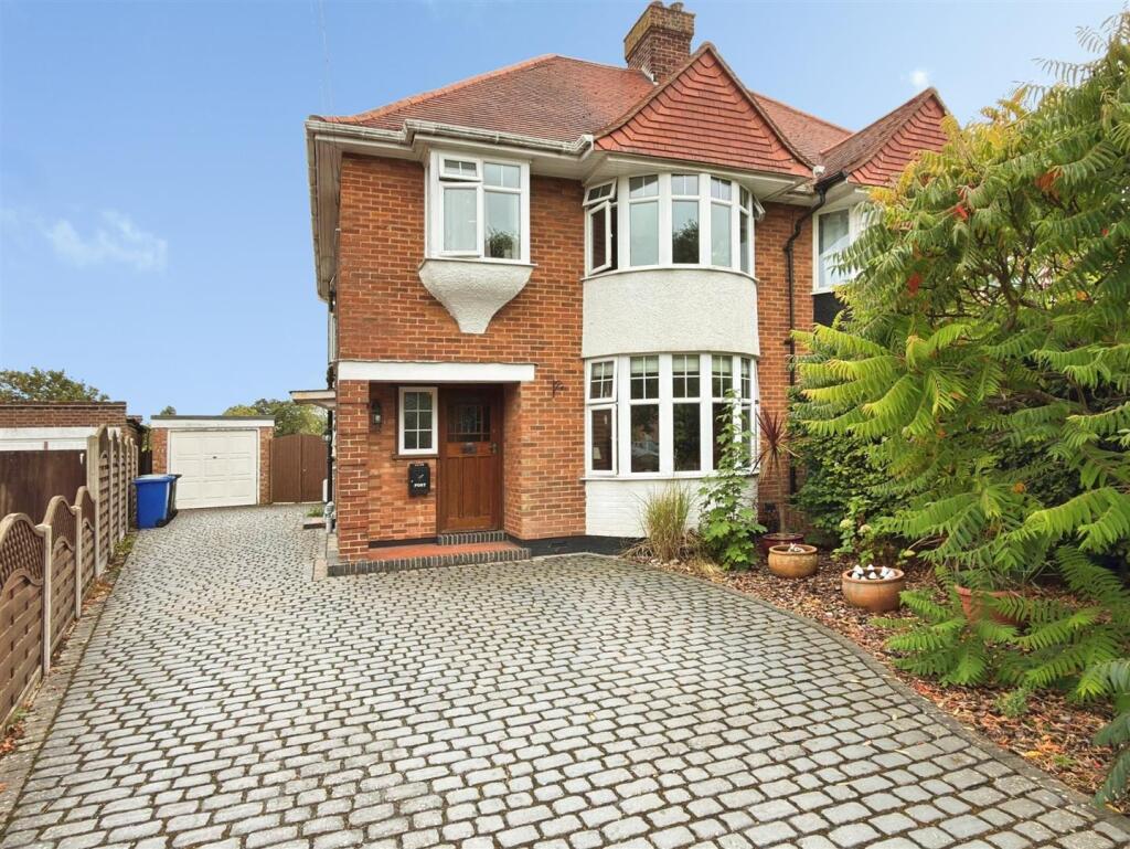 Main image of property: Gunton Drive, Lowestoft, Suffolk, NR32