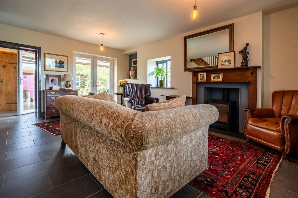 House in Llanfallteg, Henllanfallteg - View 3