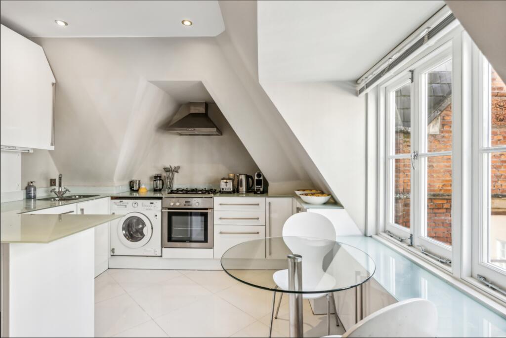 Main image of property: -35b Kensington High Street,
High Street Kensington, W8