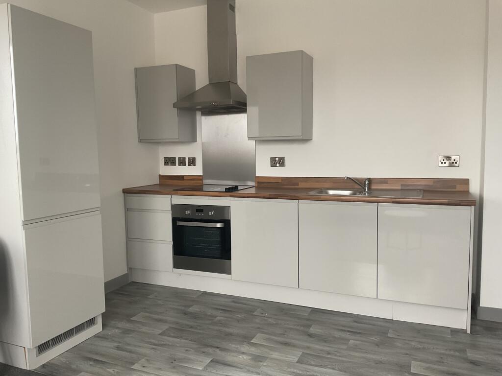 Apartment in Wolverhampton - View 5