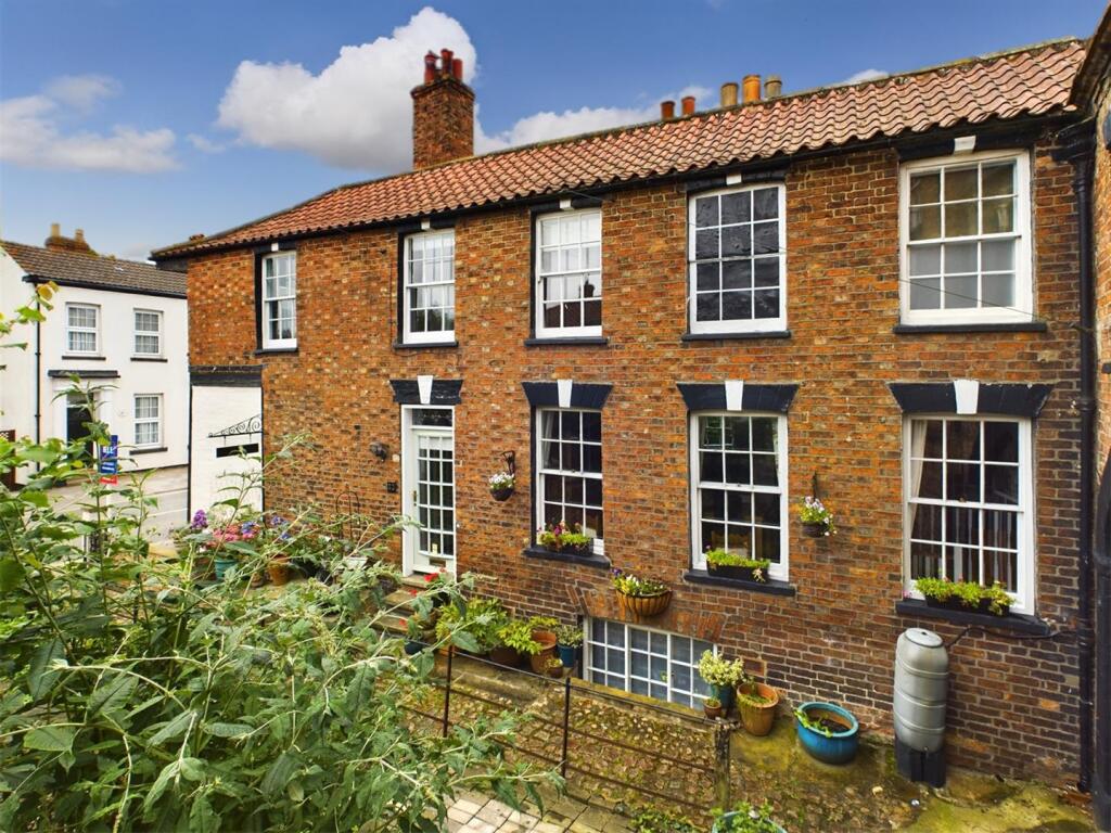 3-bed terraced on Georgian House, 32 East Street, Horncastle, £239,950