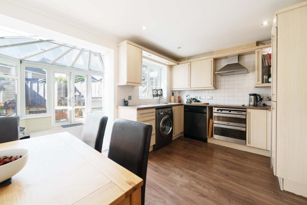House in Fareham, Whiteley - View 4