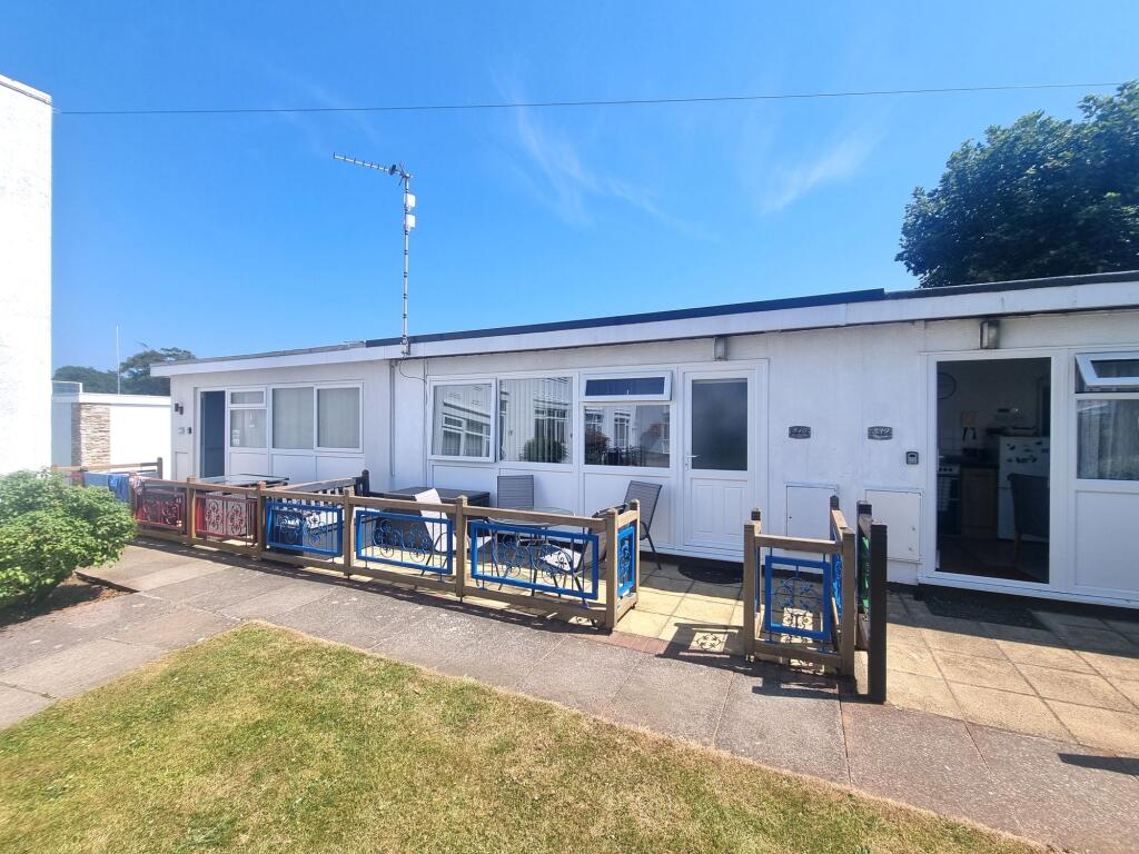 2-bed other on Warren Road, Dawlish Warren, EX7, £125,000