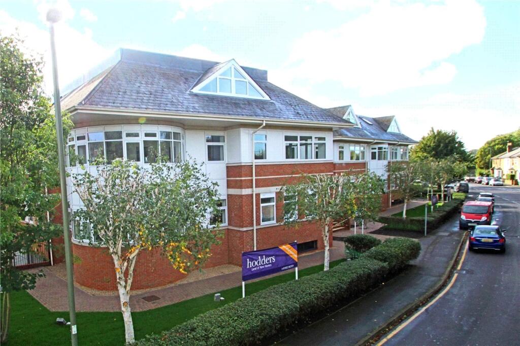 Main image of property: KT16