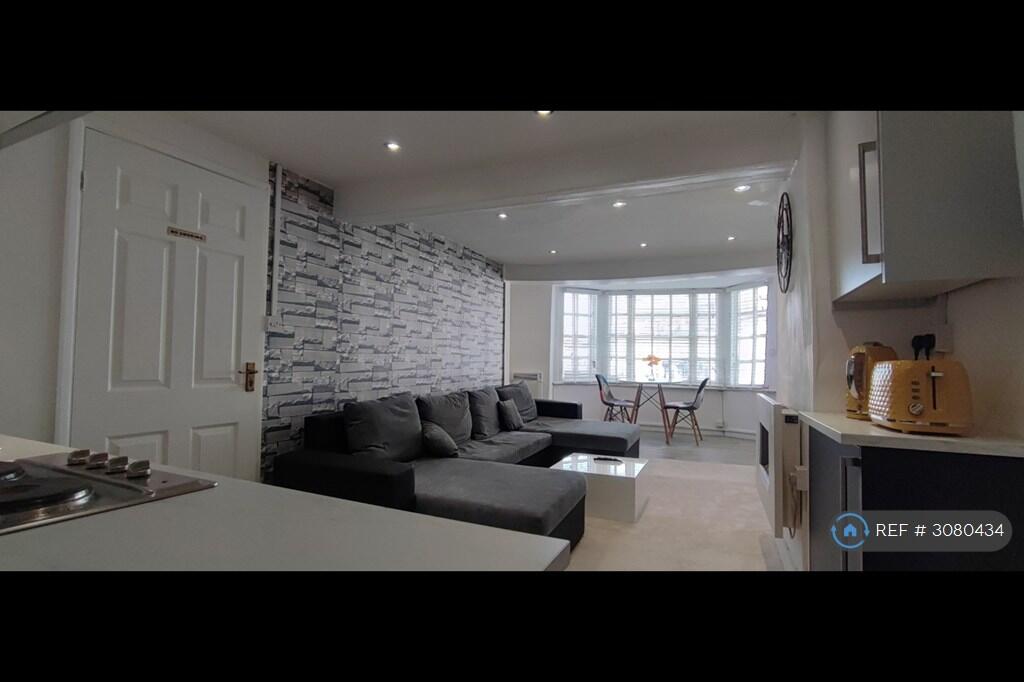 Apartment in Stratford-on-Avon, Southam - View 4