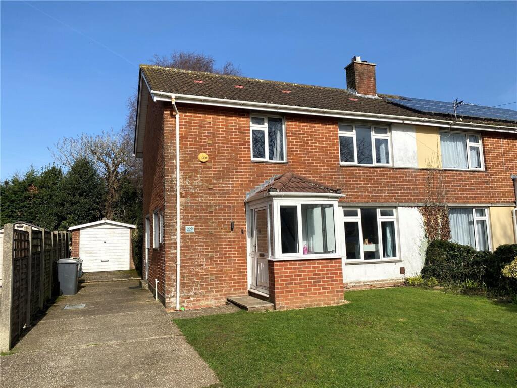 Main image of property: Poole Lane, Kinson, Bournemouth, Dorset, BH11