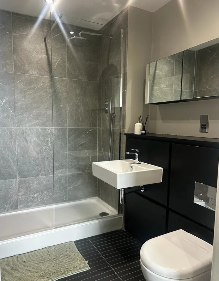 Apartment in Manchester - More