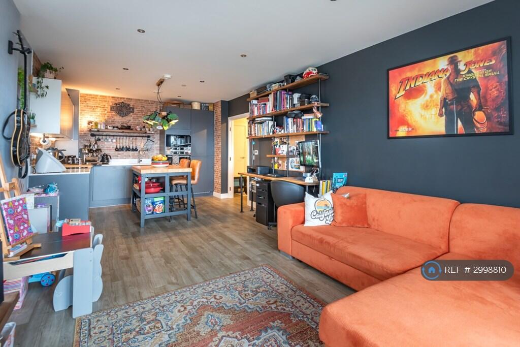 Apartment in London - View 2
