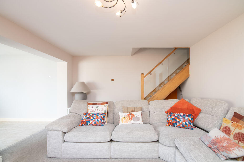 Additional image 11 of Stanway Gardens, West Bromwich