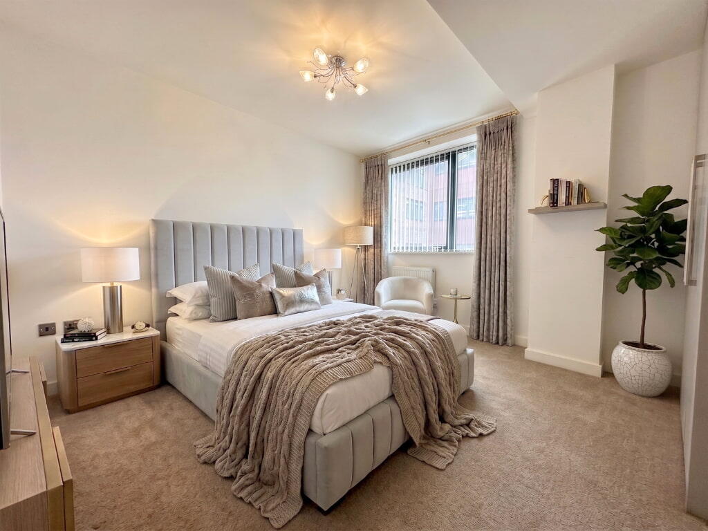 Apartment in Poole - View 4