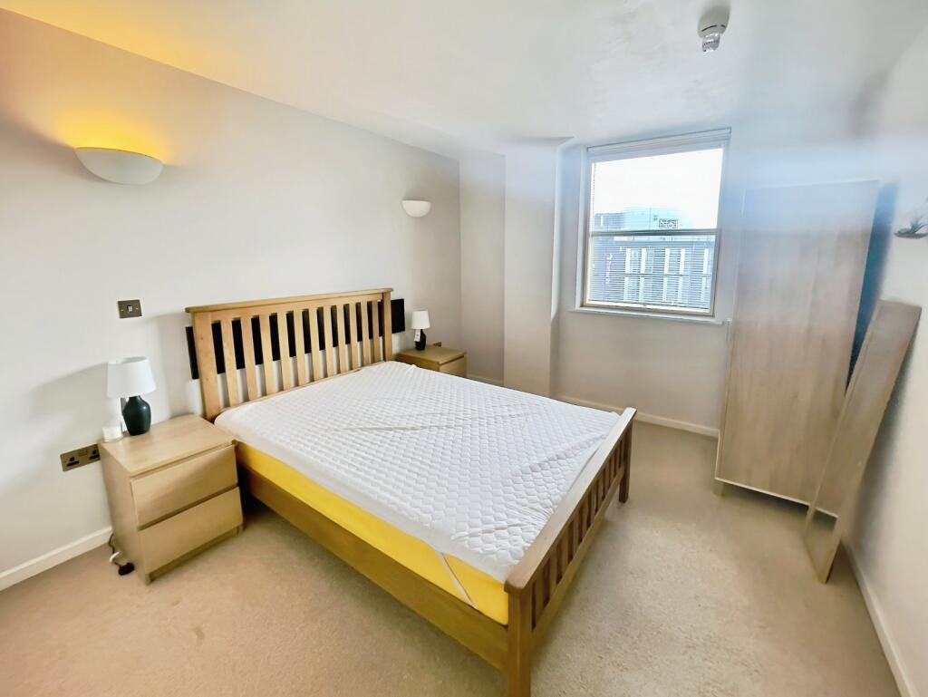 Apartment in Leeds - View 4