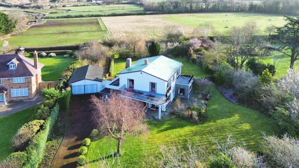 Main image of property: Links Hey Road, Caldy