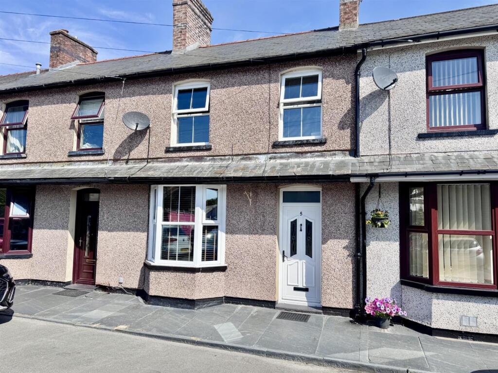 Main image of property: Salisbury Terrace, Llanrwst