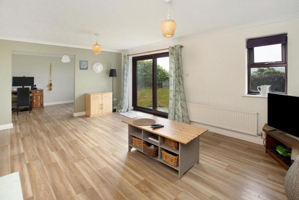 St. Johns Close, Bishopsteignton, TQ14 photo 4
