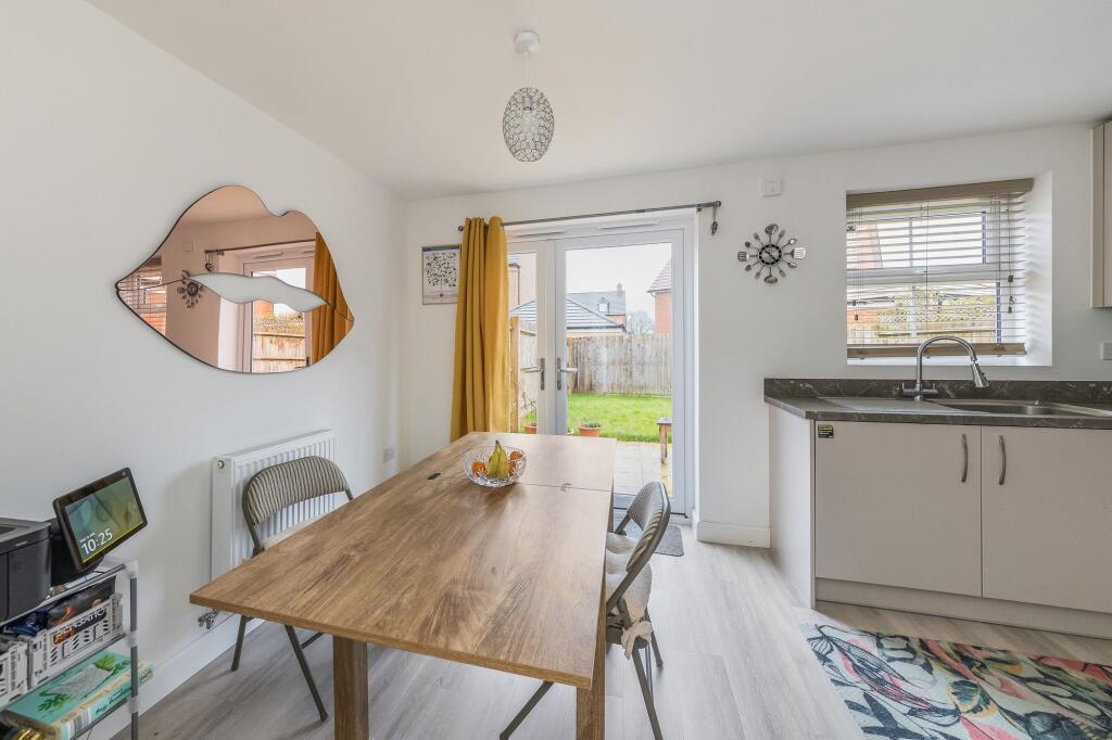 Wivell Drive, Abingdon, OX14 photo 2