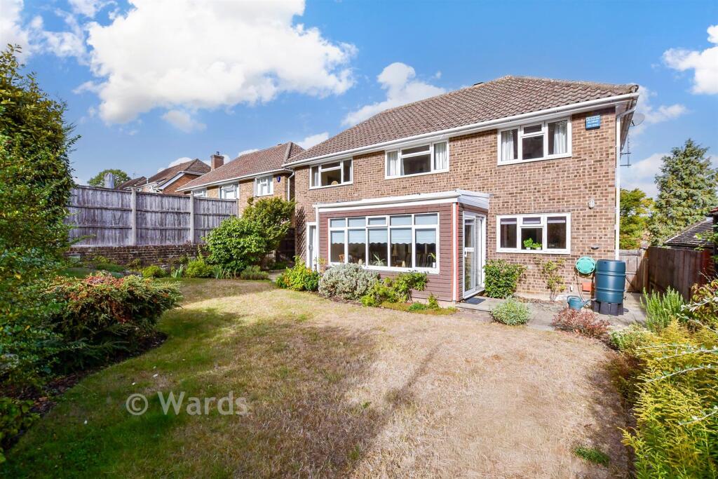 House in Maidstone, Bearsted - View 3