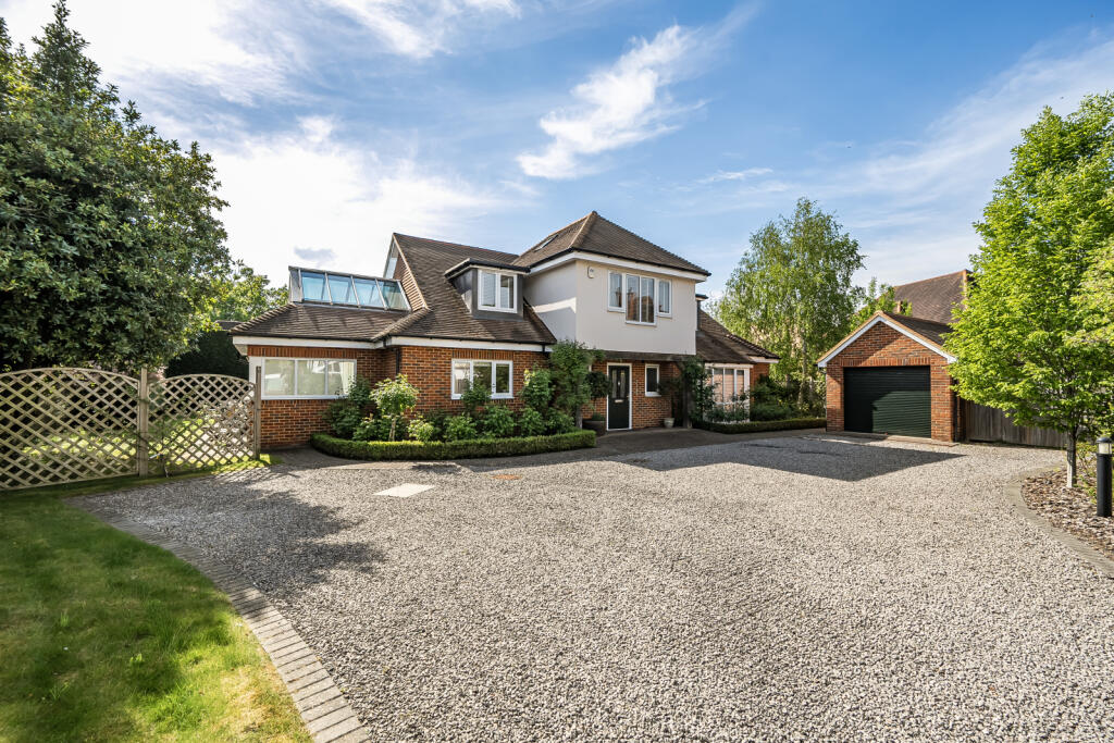 Main image of property: Northcourt Avenue, Reading, RG2