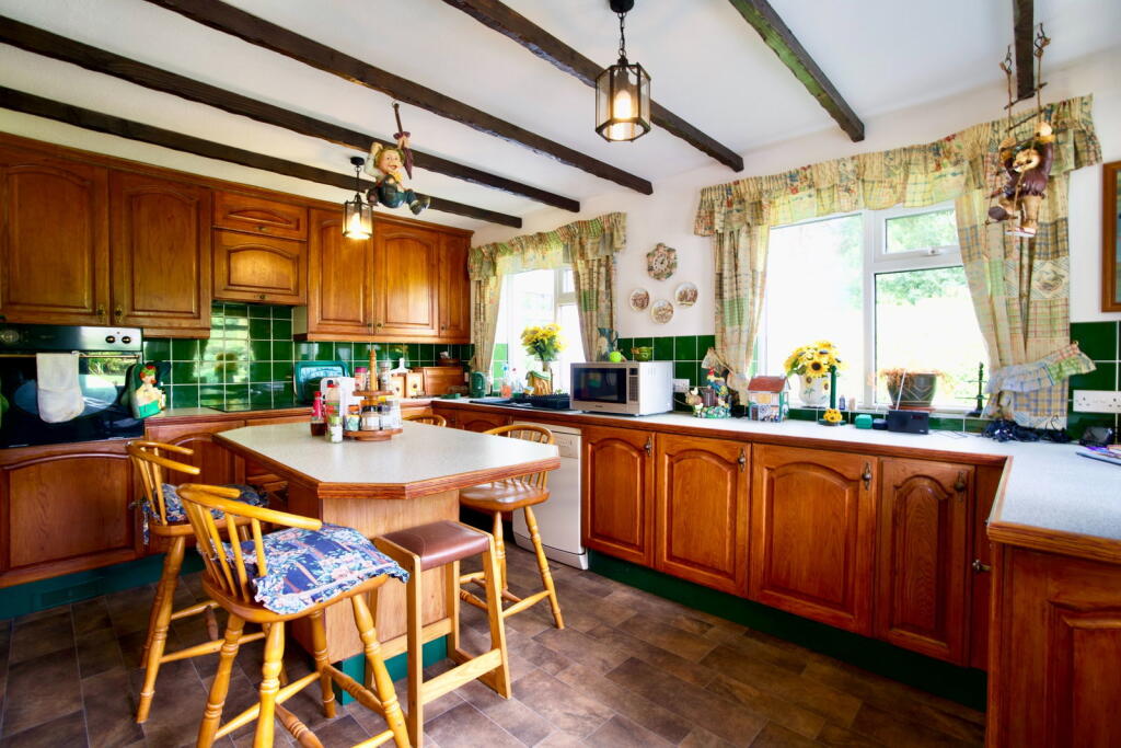 House in Plymouth - View 5