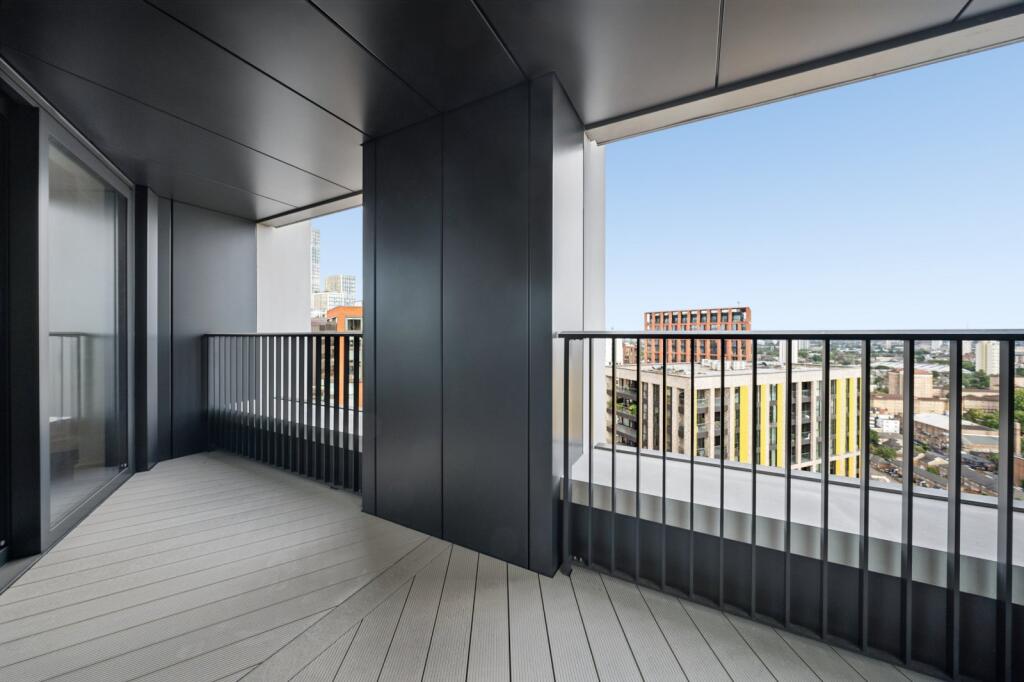 Apartment in London - View 3