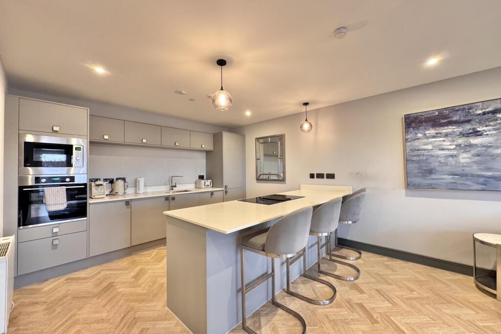 Apartment in Penarth - View 4