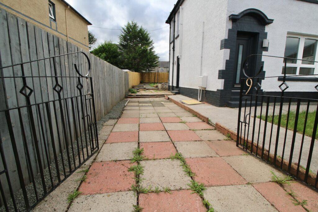 Pinkerton Avenue, Rutherglen photo 3