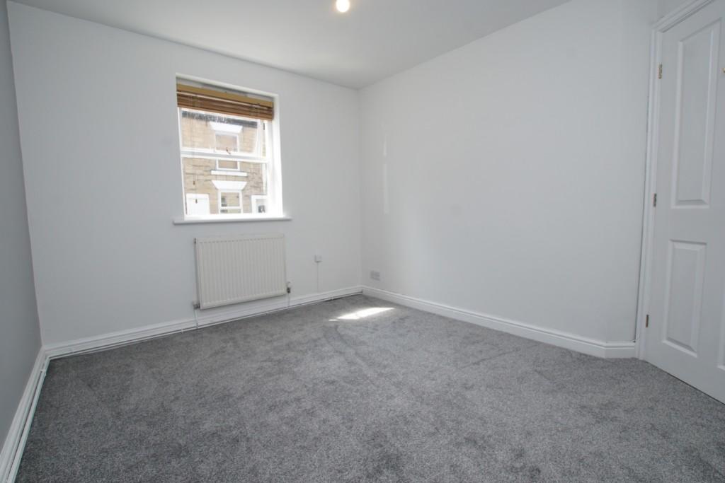 Apartment in High Peak, Derbyshire - View 5