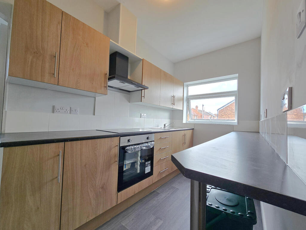 Apartment in Coventry - View 3