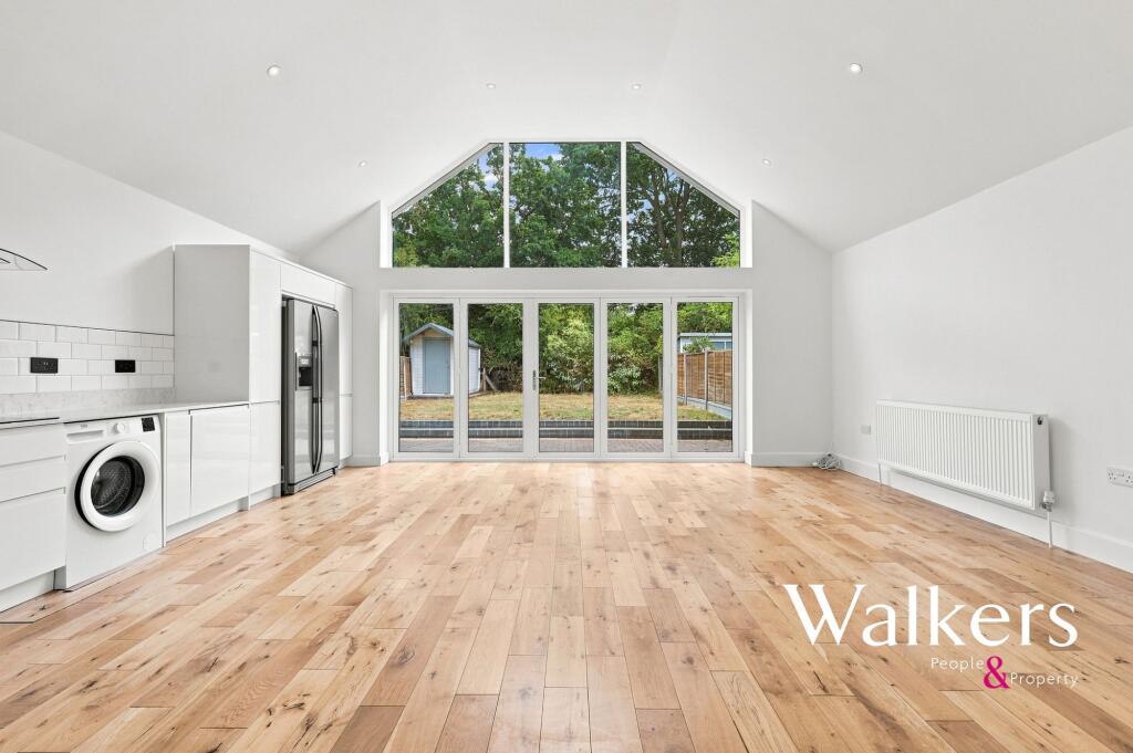 House in Chelmsford - More