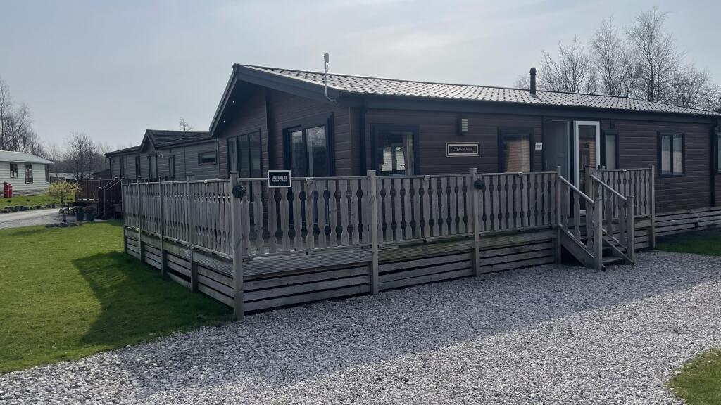 Main image of property: 38 Lakeside