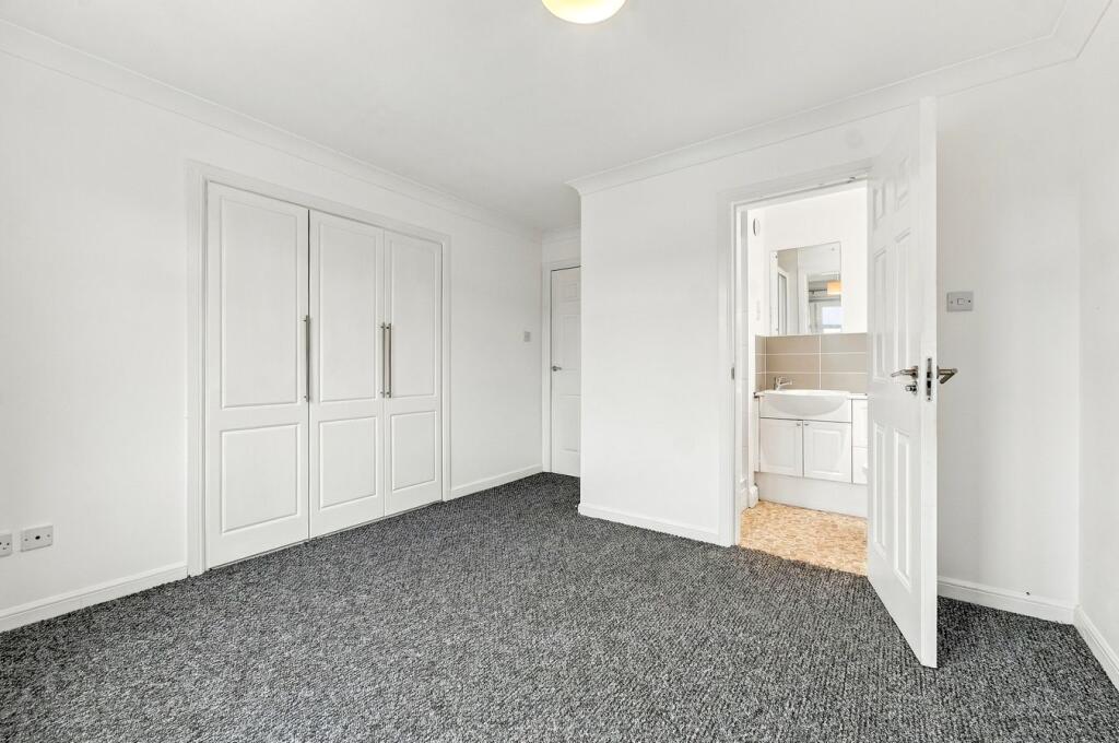 Apartment in Kilmarnock, North Ayrshire - View 5