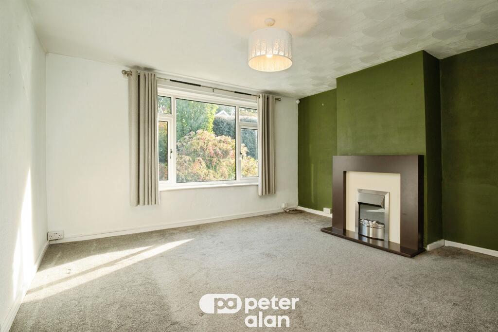 Apartment in Cardiff, Cyncoed - View 3