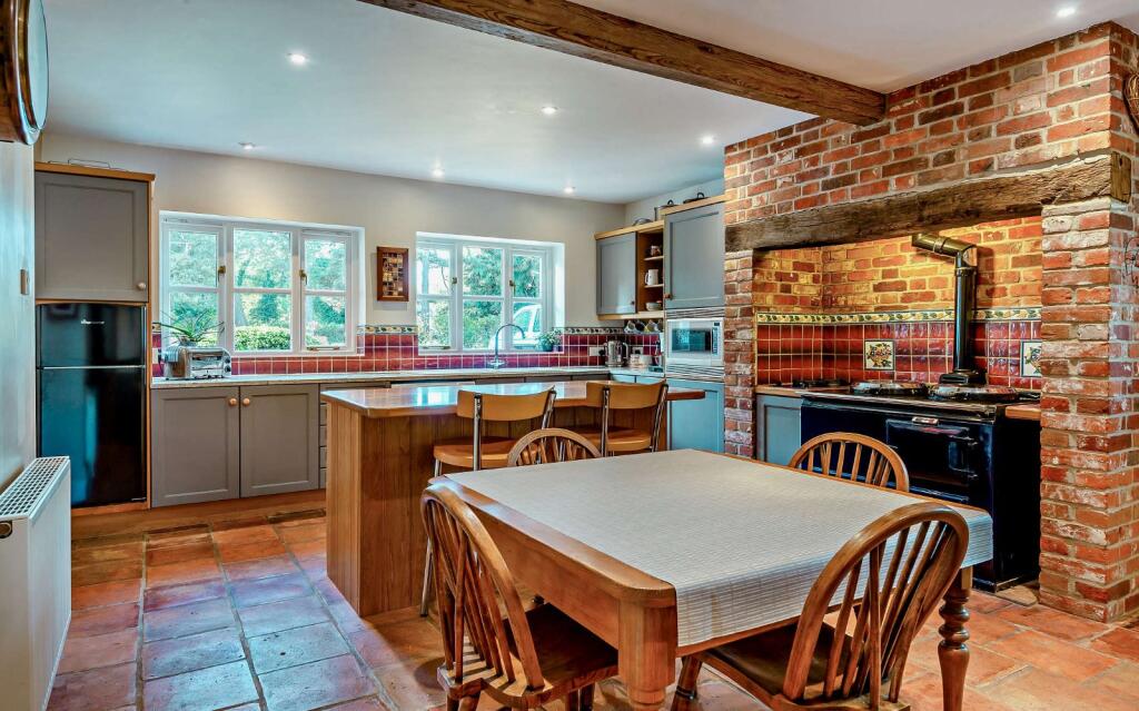 Lower Stow Bedon, Attleborough, Norfolk, NR17 photo 3