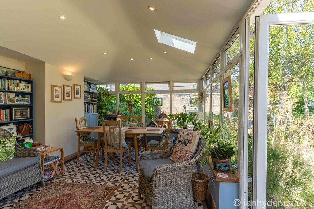House in Brighton - More