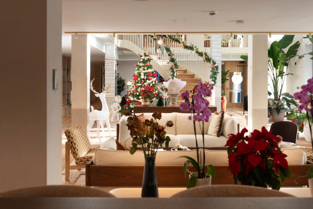 Main image of property: Momento Hayes, Masonry Place, Hayes, UB3