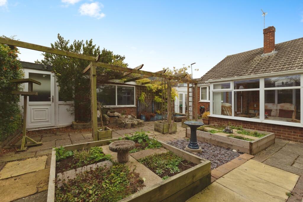 Finchfield Close, Eaglescliffe, Stockton-on-Tees, Durham, TS16 photo 2