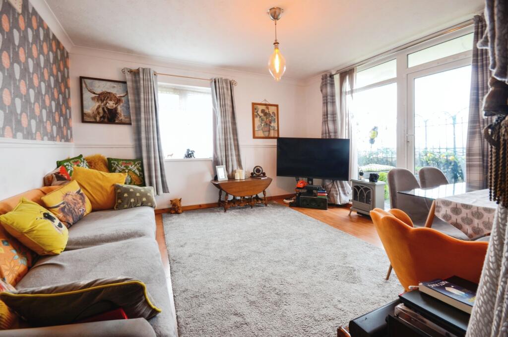 Lydgate Close, Southampton, Hampshire, SO19 photo 2